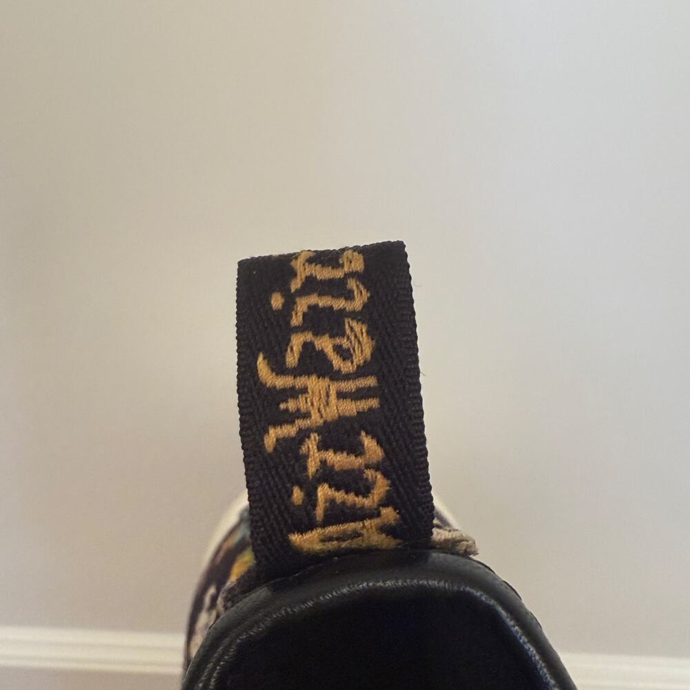 Dr. Martens Darcy Floral Newton Canvas Boots size 9 alternative Y2K